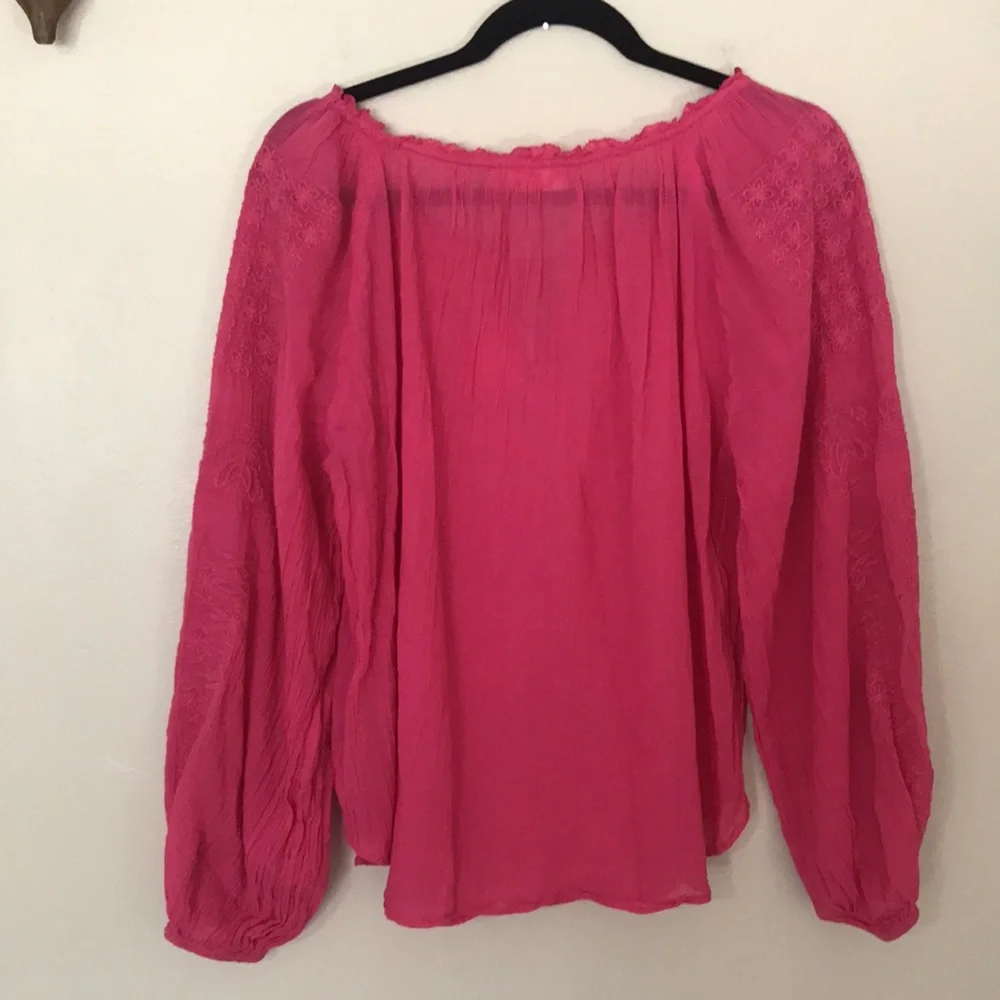 NEW Odd‎ Molly Superflow Blouse. Small